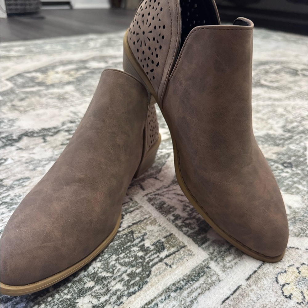 Stylish Brown Ankle Boots